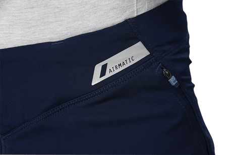 Airmatic Shorts - Navy - US 30 - Electrek Moto